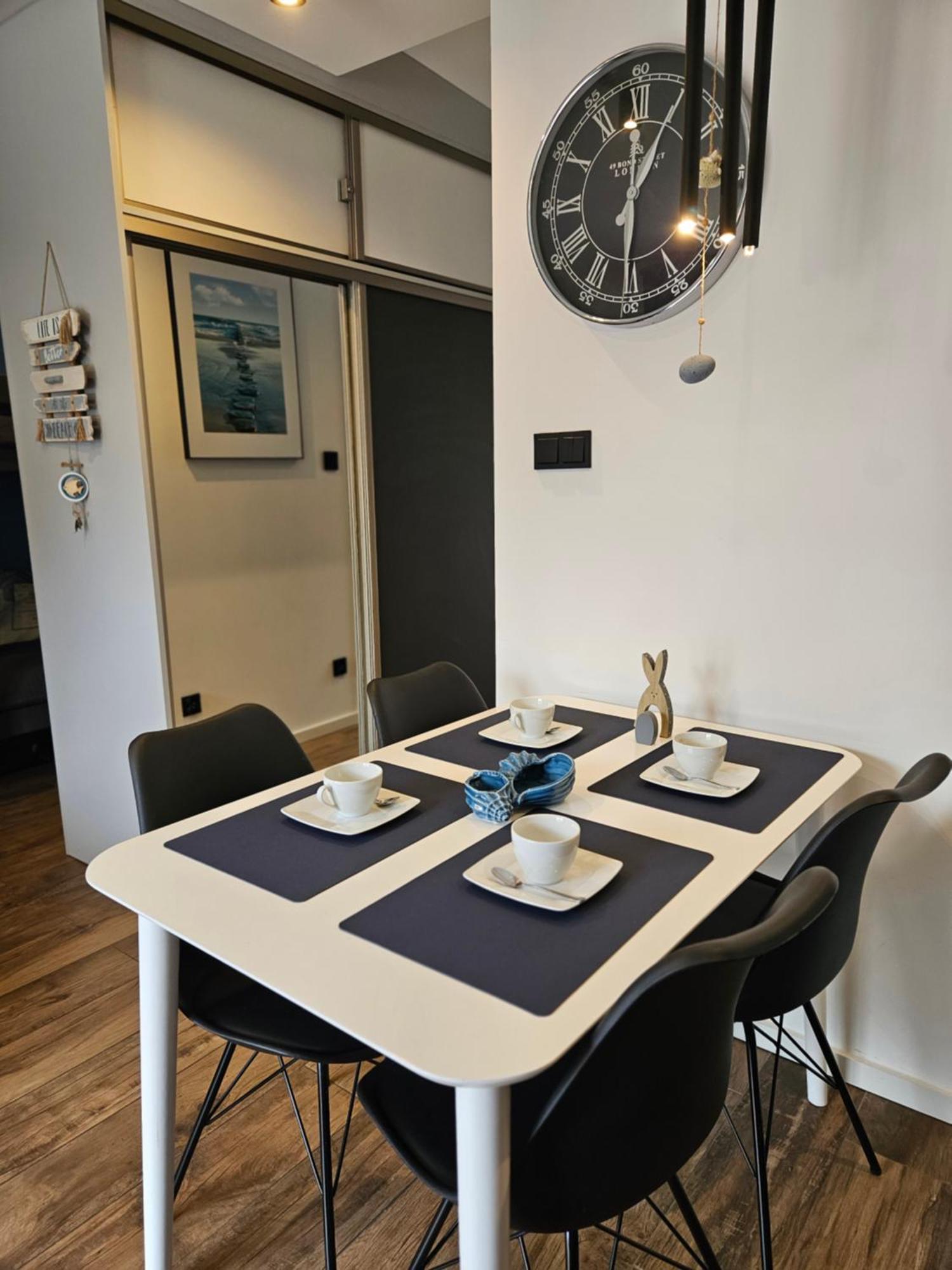 Apartament Grunwaldzka 105 Z Tarasem 5O M Do Plazy Pobierowo Εξωτερικό φωτογραφία